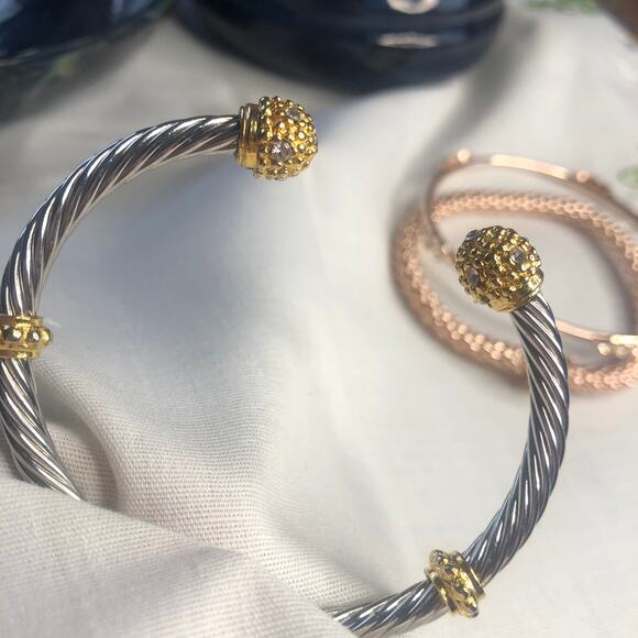 Vintage Lot of 3 Bracelets Gold, Silver, Copper Rhinestones Bangles - Picture 9 of 11